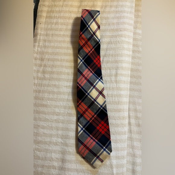 Men’s Saks Fifth Avenue Plaid Flannel Winter Tie - Picture 1 of 1